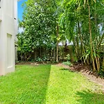 Bayside Escape- A Short Walk From The Esplanade