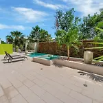 Parkview City Apartment 201