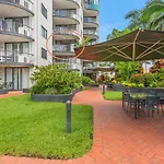 Cairns Esplanade Apartment