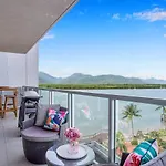 Luxury 1Br Apartment @ Harbour Lights Cairns