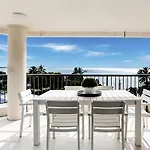 Aquarius Luxury Apartment