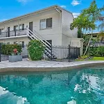 A Cool Poolside Haven In The Heart Of Cairns