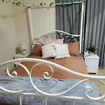 Kazz\'S Shared Apartment.