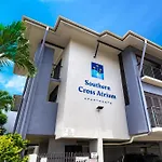 Cairns City Oasis King Bed Studio; Pool & Bbq