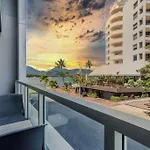 Stunning Waterfront Apartment In 5-Star Complex
