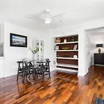 Aquarius Waterfront Apartment