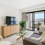 \'Coral Sea Dreaming\' Family Friendly Apartment