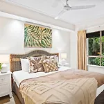 Lavender Lakes - Resort Style Living