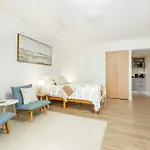 Stylish Cairns Studio Apartment Esplanade/Hospital