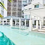 Reefside At 201 Lake Street