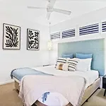 Reefside At 201 Lake Street