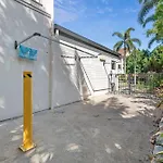 Oceanbreeze Apartment In Cairns North
