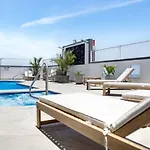 Cairns Central Apartment