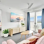 Cairns Central Apartment