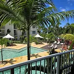 Cairns Reefside Retreats