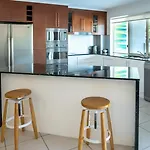 Waters Edge Apartment Cairns