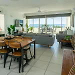 Waters Edge Apartment Cairns