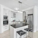 Ocean View 3-Bedroom Apartment On The Esplanade