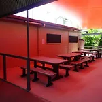 Tropicana Lodge