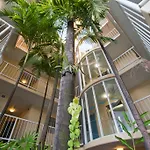 Inn Cairns