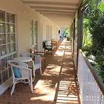 Cairns Tropical Gardens Motel