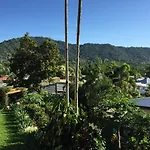 Hideaway On Hillview