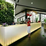 Kewarra Beach Resort And Spa