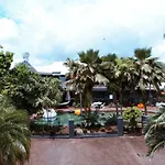Motel Nomad