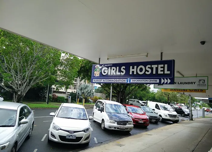 Cairns Girls Hostel