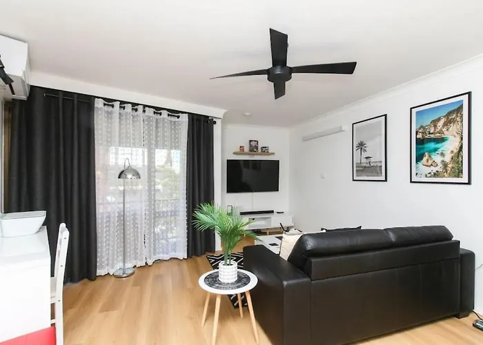 Modern Apartment Close To The City Centre 16