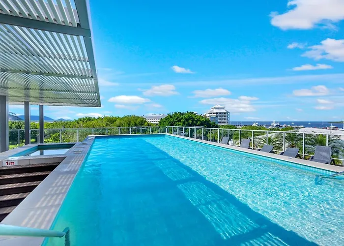 City Living At Harbour Lights
