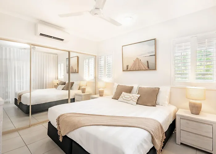 2Br The Lakes Resort Escape, 4 Pools 5 Min Airport