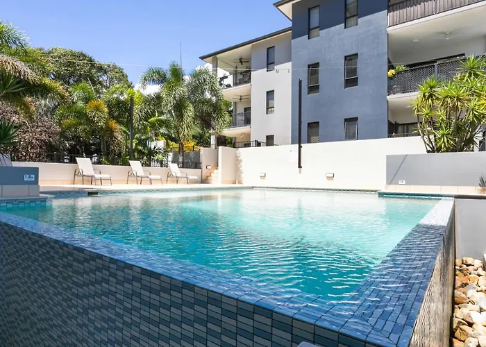 Poolside Panoramic Breeze With Soaring Views