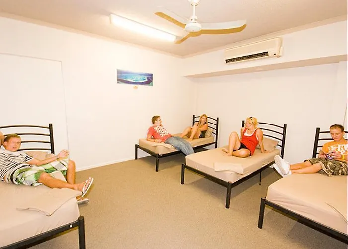 Global Backpackers Cairns Central