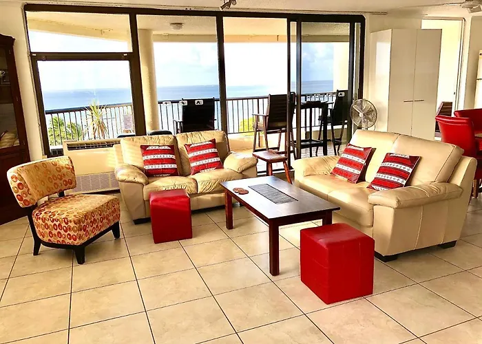 Cairns Apartment Esplanade Ocean Views