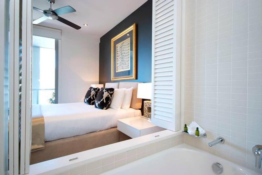 301 Harbour View Apartment