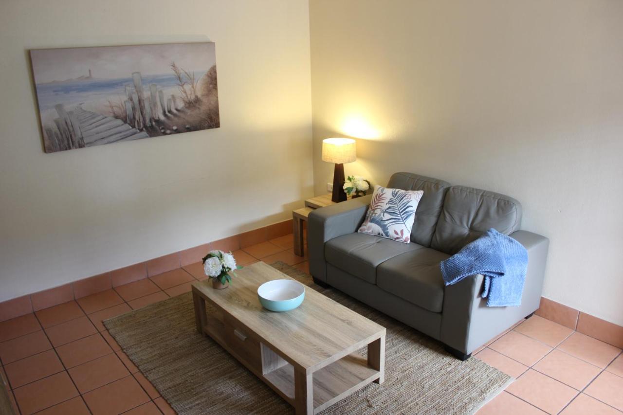 Lake Central Cairns Hotel 3*