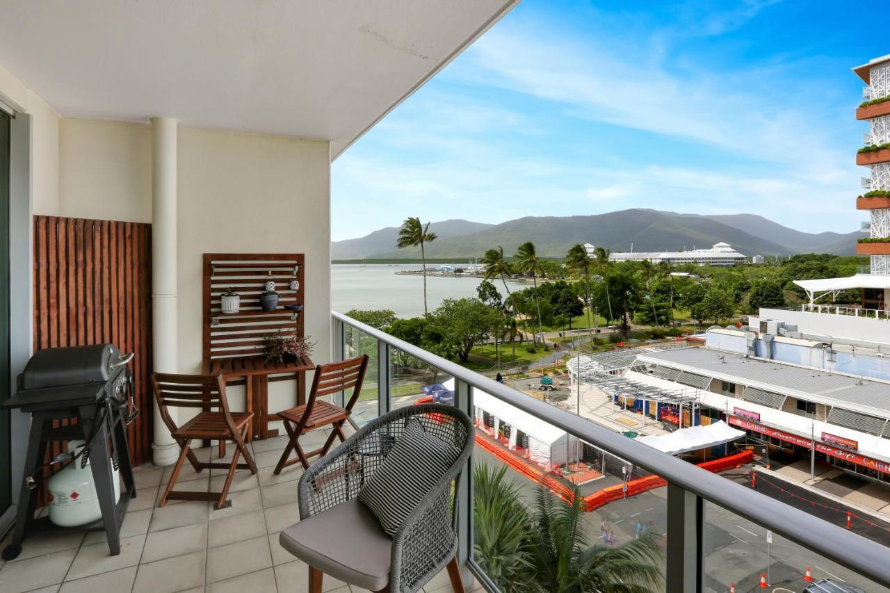 The Harbour View Apartment