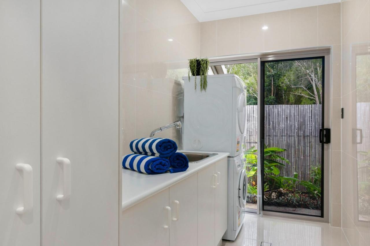 Holiday home Belle Escapes Absolute Beachfront Luxury Kewarra Cairns
