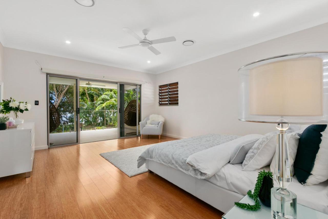 Holiday home Belle Escapes Absolute Beachfront Luxury Kewarra Cairns