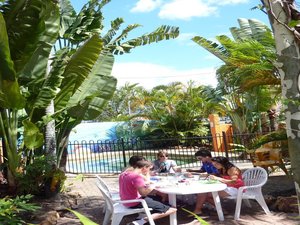Jjs Backpackers Cairns