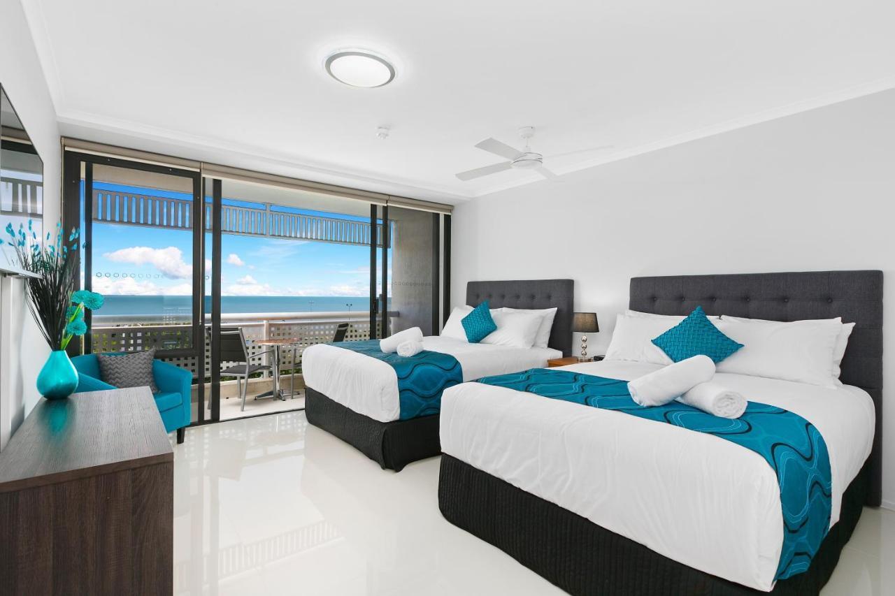 Luxury Waterfront *