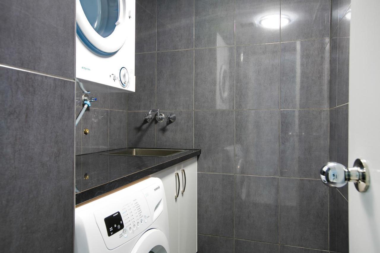 Luxury Waterfront Apartment Cairns