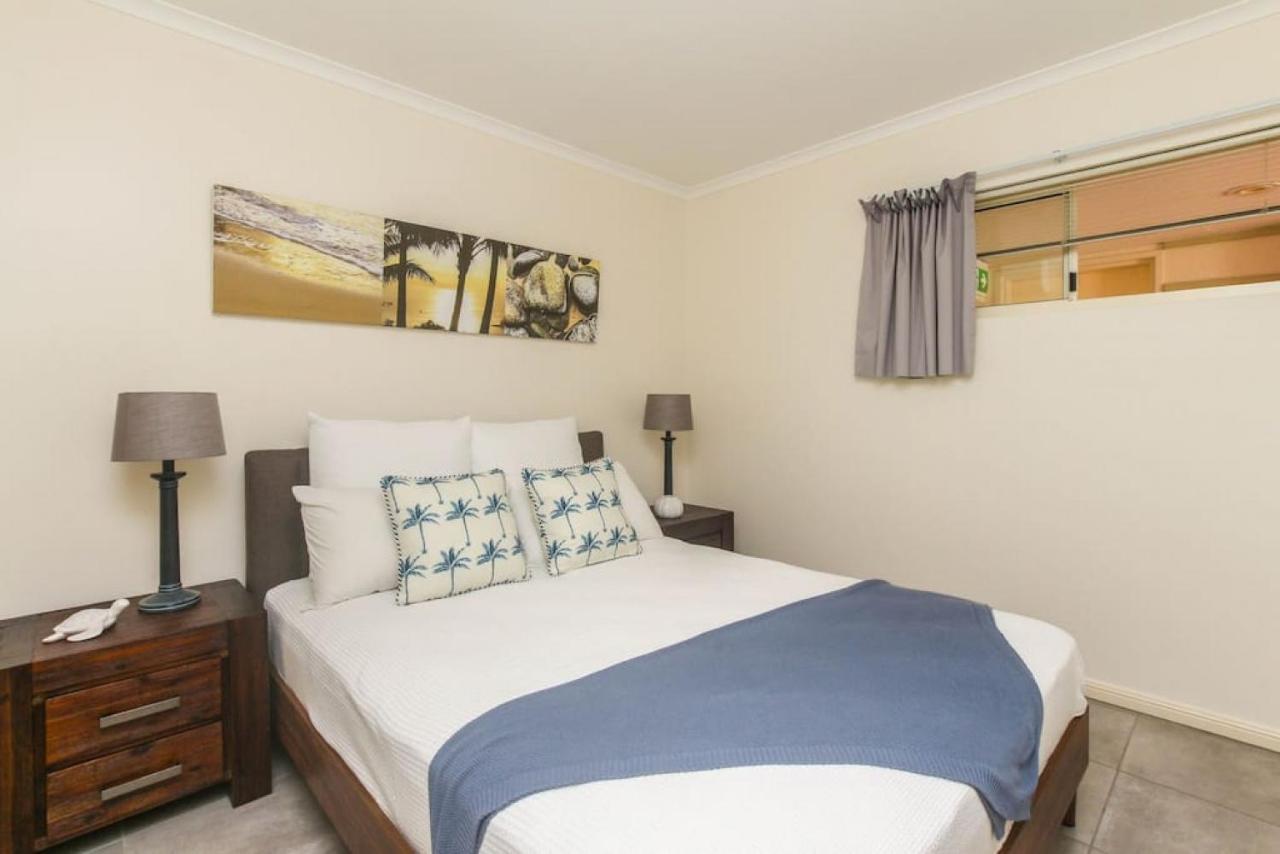 Inner One Bedroom 27