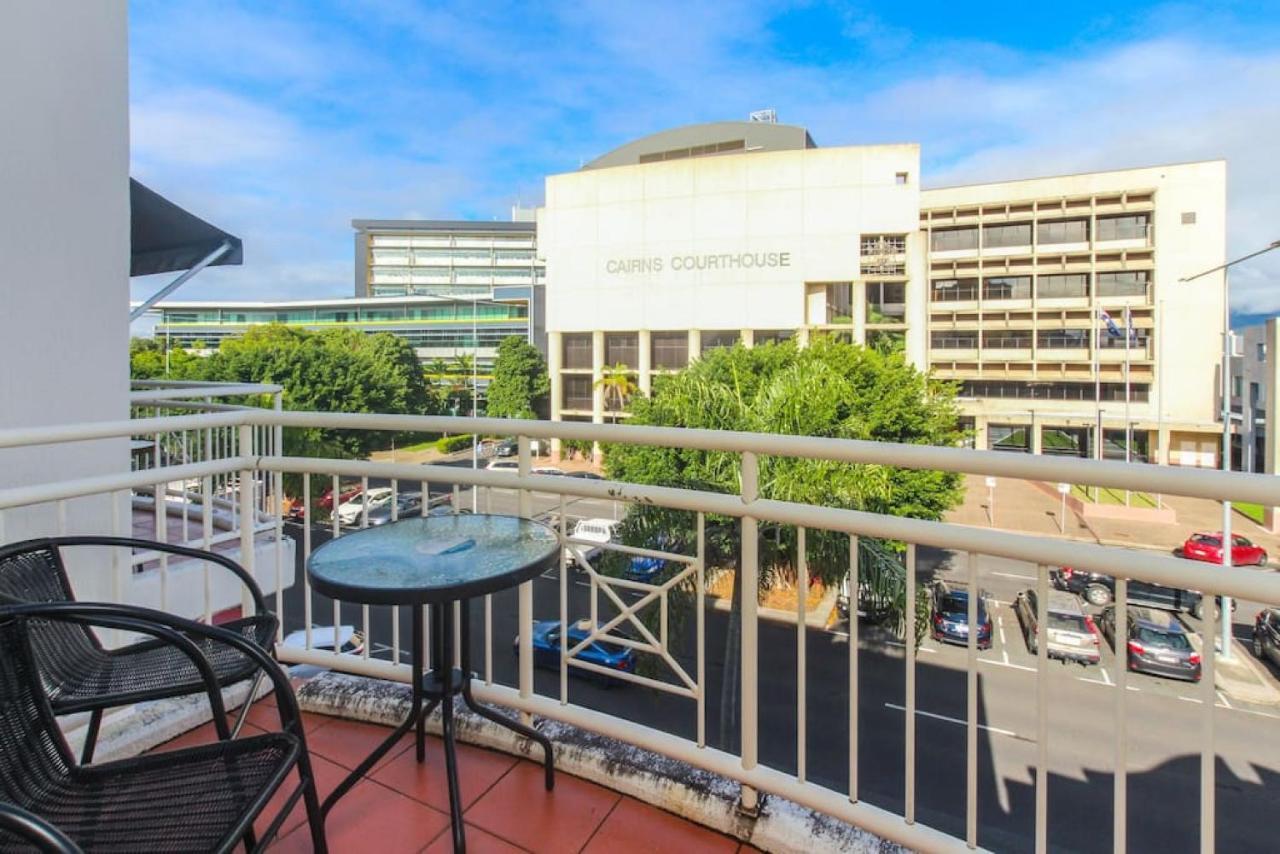 Inner One Bedroom 27 * Cairns