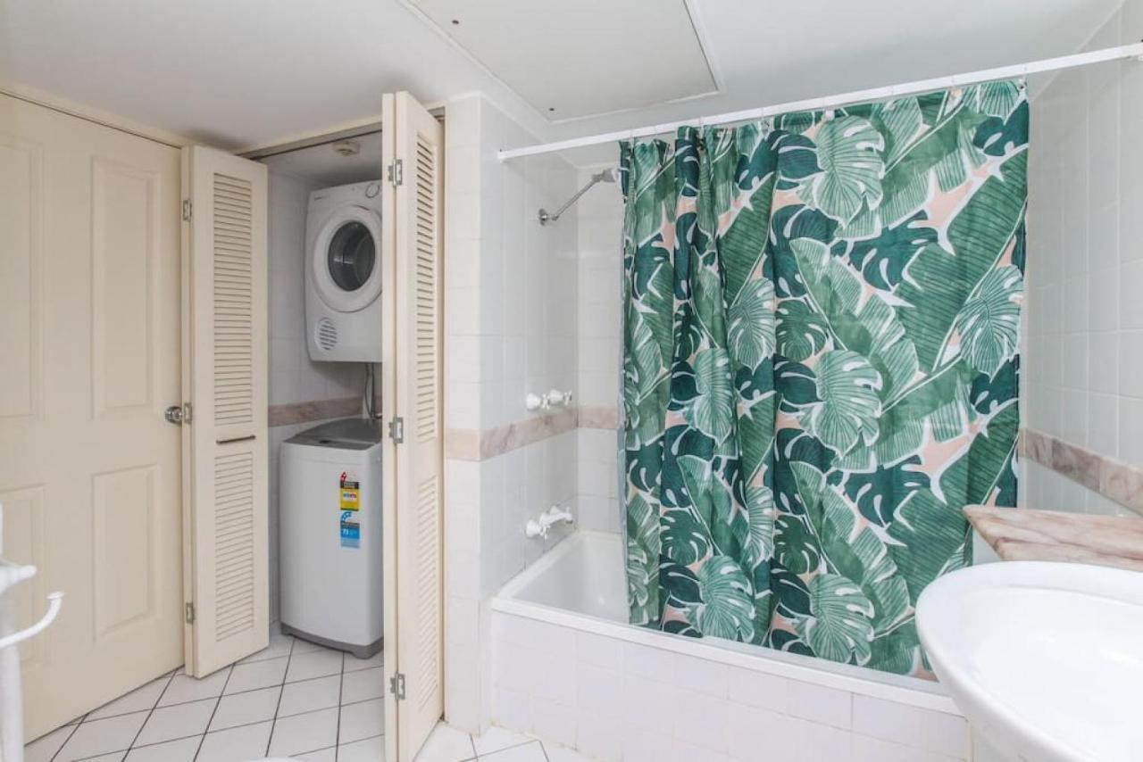 Inner One Bedroom 27