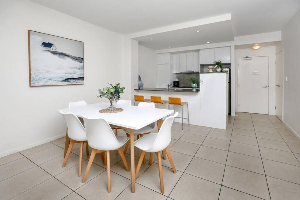 Pool View Centre 206 Apartment Cairns
