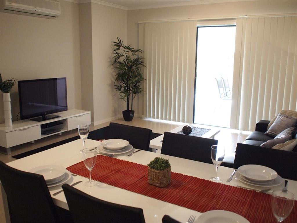 Edge Aparthotel