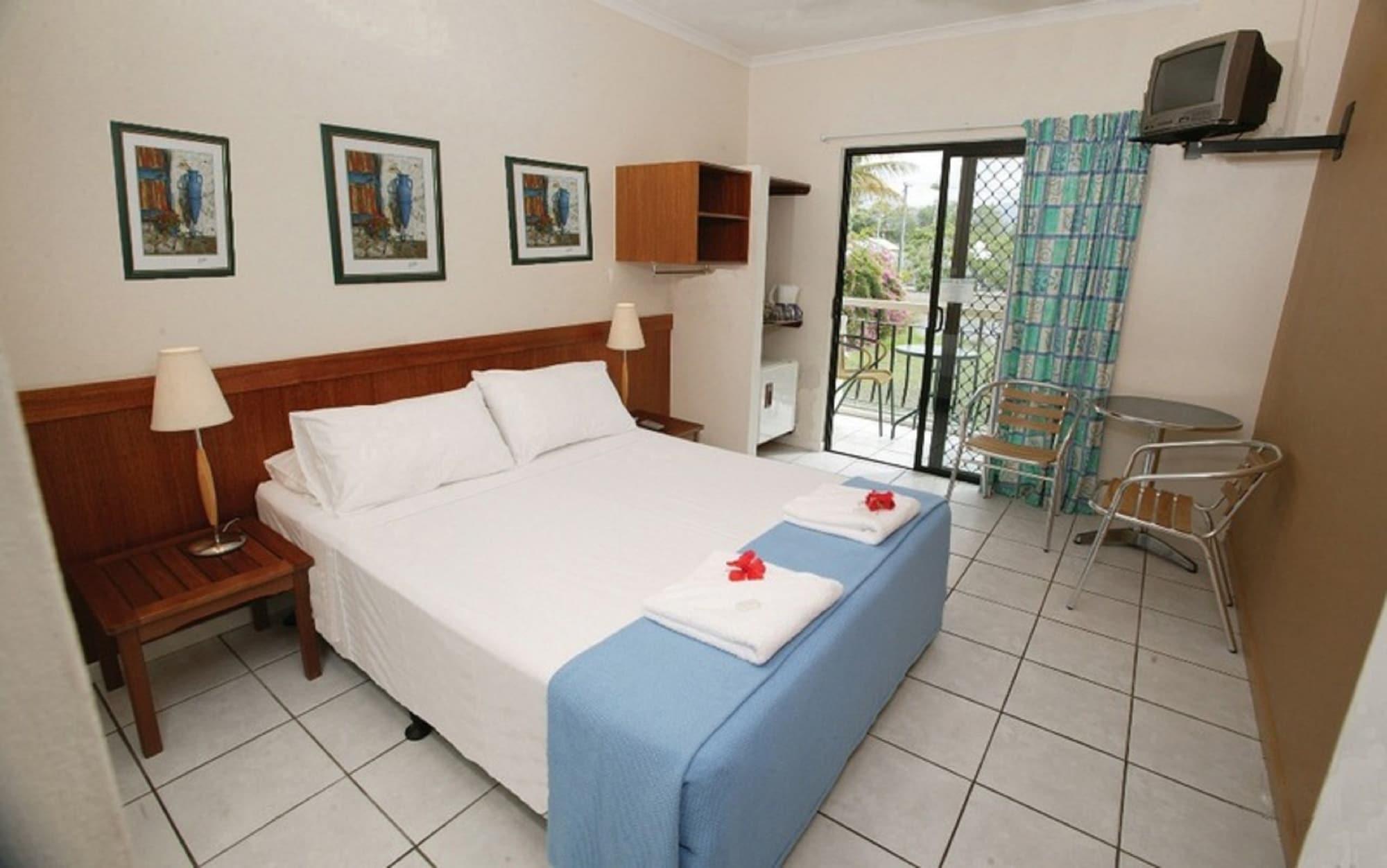 Bohemia * Cairns