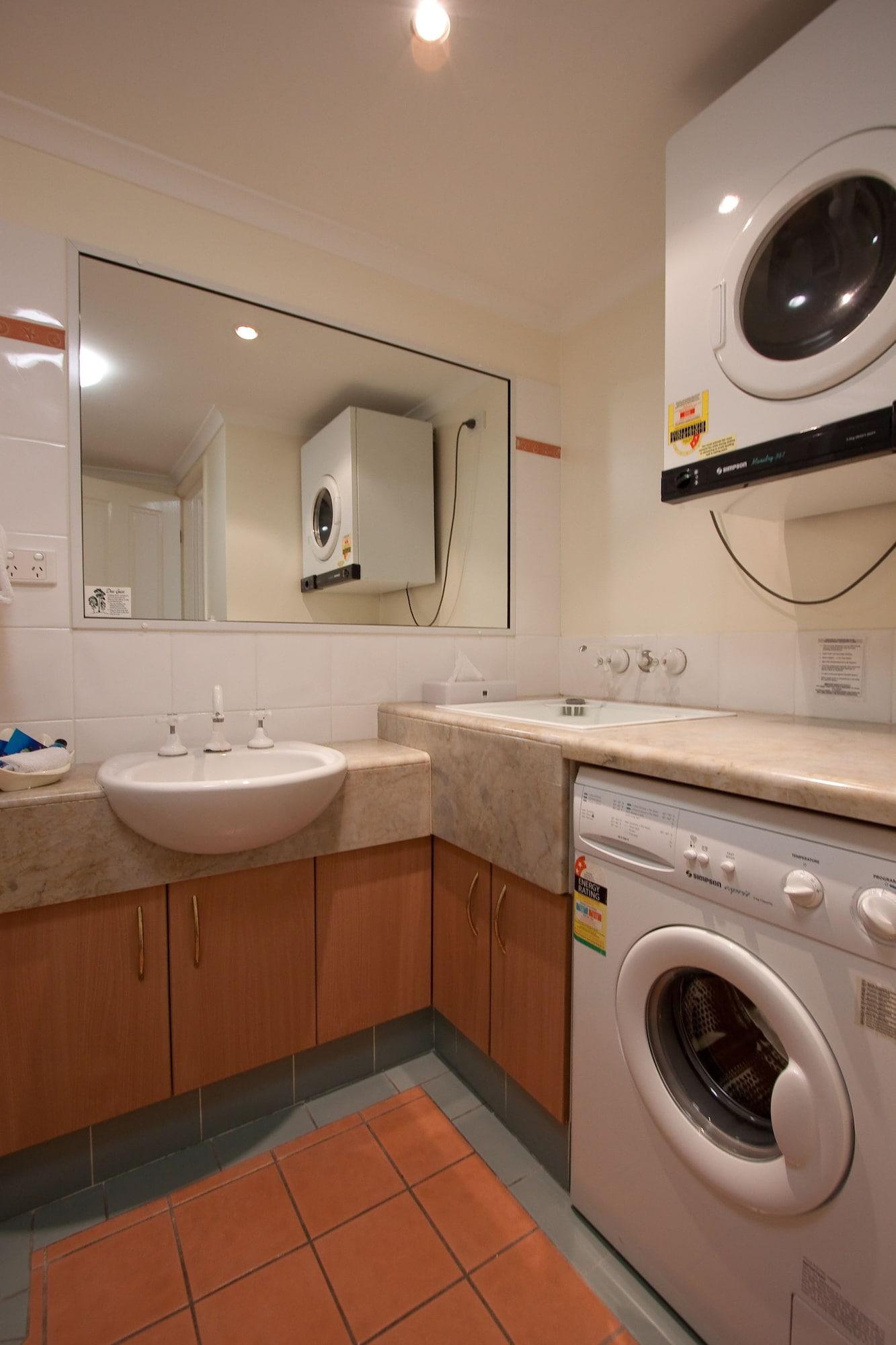 Mid Luxury Aparthotel 4*
